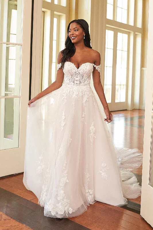 *NEW* Sweetheart Neckline, Illusion Bodice Lace A-line Wedding Gown - #44303