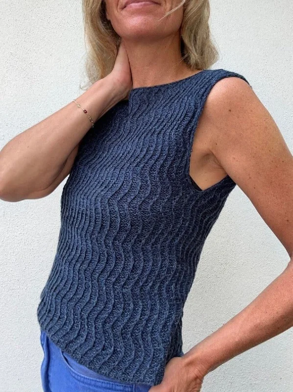 Sandwave top by VesterbyCrea, No 14 knitting kit